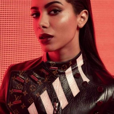 Anitta photo 532