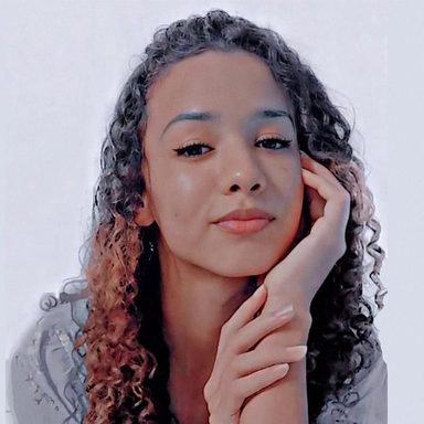 Anna Borges photo 11