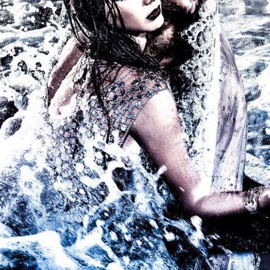 Anna Tsuchiya photo 14