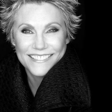 Anne Murray photo 9