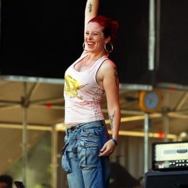 Anneke van Giersbergen