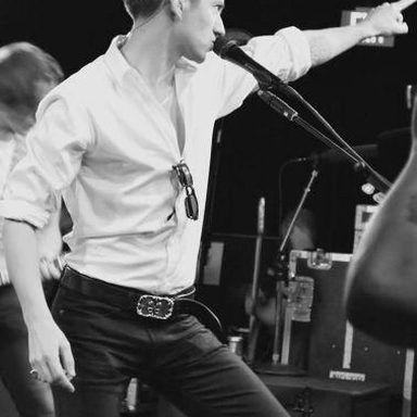Arctic Monkeys photo 45