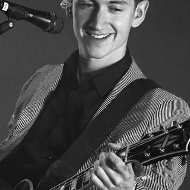 Arctic Monkeys photo 25