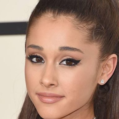 Ariana Grande photo 294