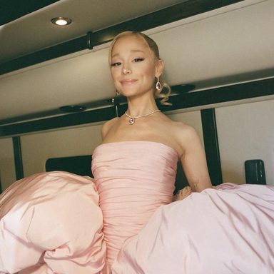 Ariana Grande photo 9