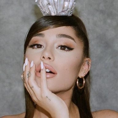 Ariana Grande photo 95