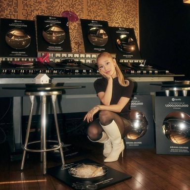 Ariana Grande photo 51