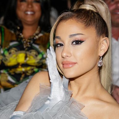 Ariana Grande photo 98