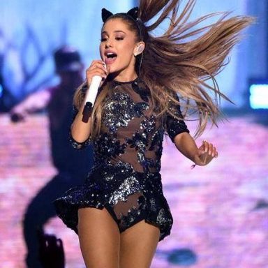 Ariana Grande photo 233