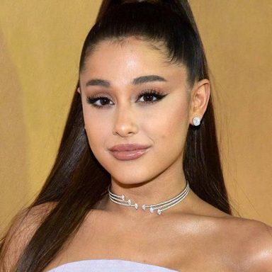 Ariana Grande photo 110