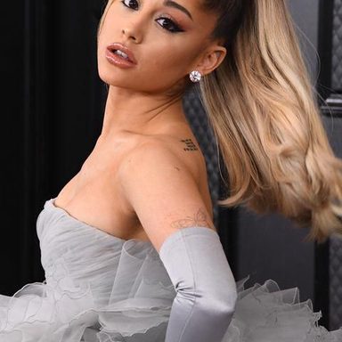 Ariana Grande photo 159