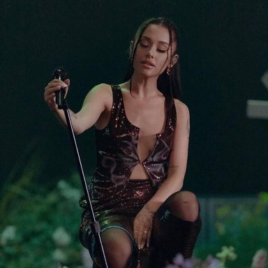 Ariana Grande photo 130