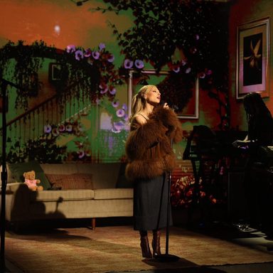 Ariana Grande photo 13