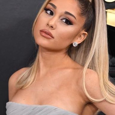 Ariana Grande photo 153