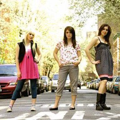 Avenue B photo 10