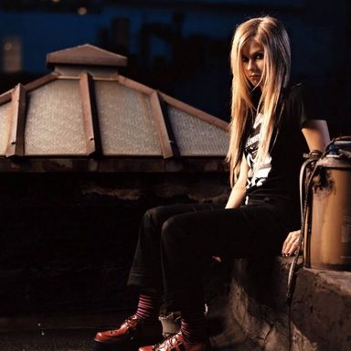 Avril Lavigne photo 356