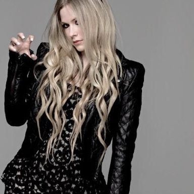 Avril Lavigne photo 97