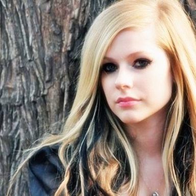 Avril Lavigne photo 238