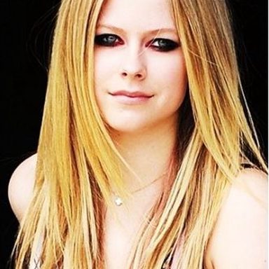Avril Lavigne photo 313
