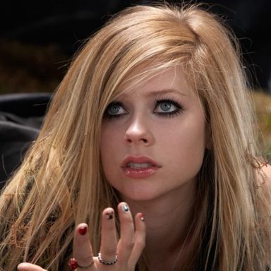 Avril Lavigne photo 308
