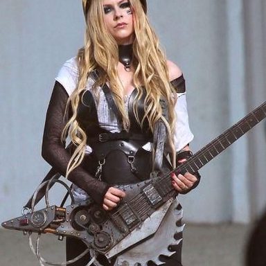 Avril Lavigne photo 85
