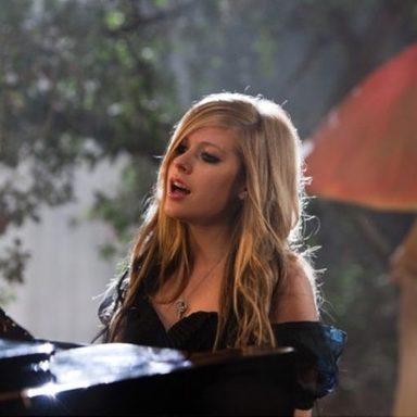 Avril Lavigne photo 402