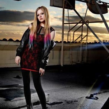 Avril Lavigne photo 103