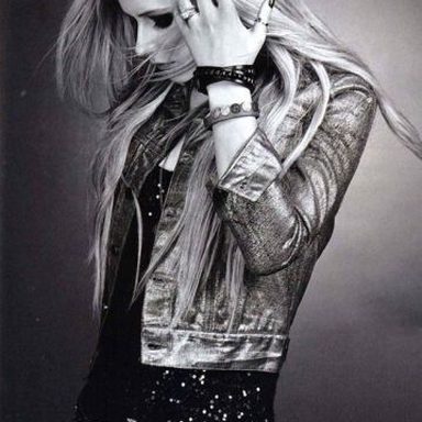 Avril Lavigne photo 287