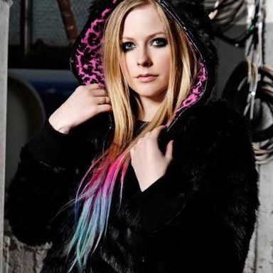 Avril Lavigne photo 56