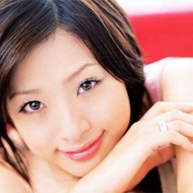 Aya Ueto