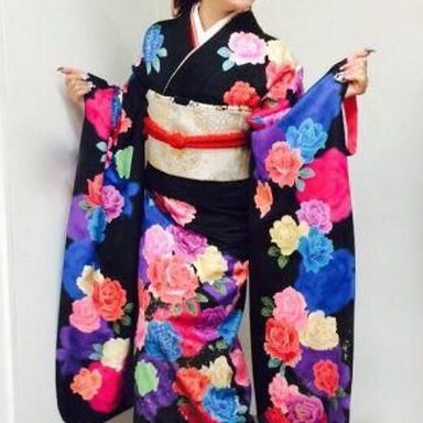 Ayaka Hirahara