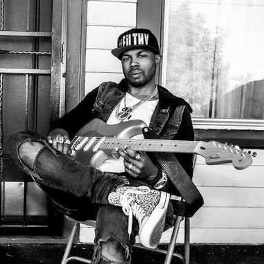 Ayron Jones