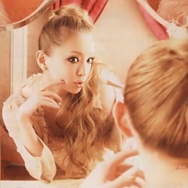 Ayumi Hamasaki photo 15
