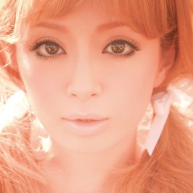 Ayumi Hamasaki photo 22