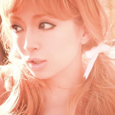 Ayumi Hamasaki photo 21