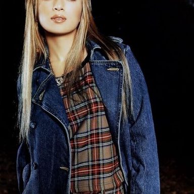 Ayumi Hamasaki photo 25