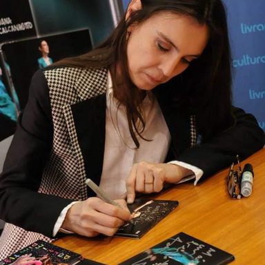 Adriana Calcanhotto photo 22