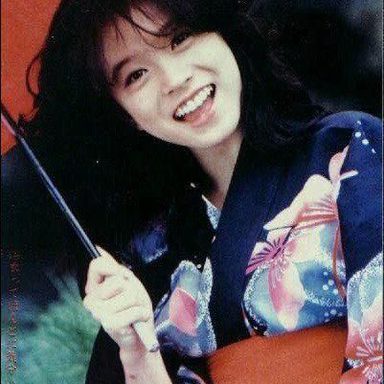 Akina Nakamori photo 9