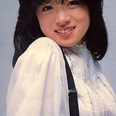 Akina Nakamori