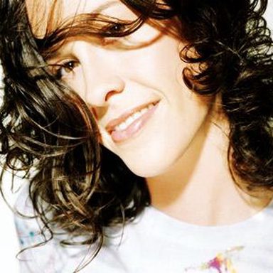 Alanis Morissette photo 90