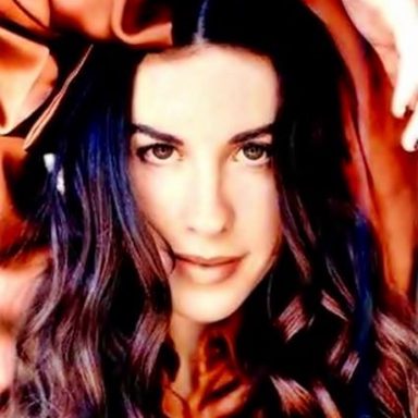 Alanis Morissette photo 13