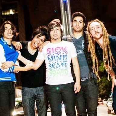 Banda Logout photo 21