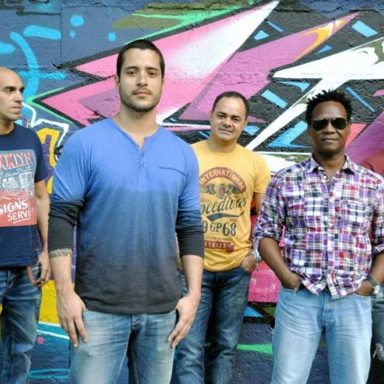 Banda Sandálias