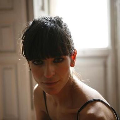 Bebe photo 9