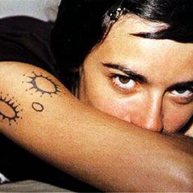 Bebe photo 17