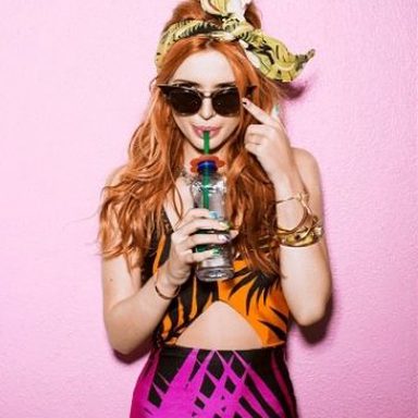 Bella Thorne photo 21