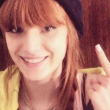 Bella Thorne photo 41