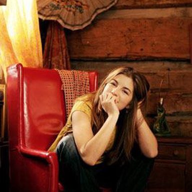 Bethany Dillon photo 10