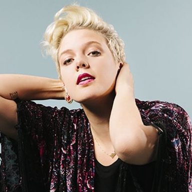 Betty Who photo 17