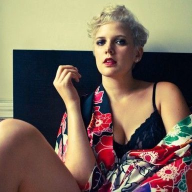 Betty Who photo 20